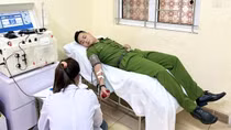 Đại uý Công an hiến máu cứu cụ ông 93 tuổi qua cơn nguy kịch