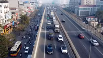 Tạm giữ nhiều xe máy chạy vào đường vành đai 3 trên cao