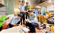 Livestream bán hàng nghìn sản phẩm giả các thương hiệu nổi tiếng
