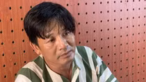 Tưới xăng đốt người yêu vì mâu thuẫn khi đi làm xa