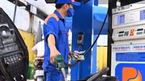 Giá xăng giữ nguyên, giá dầu tăng 85 đồng/lít
