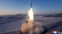 Triều Tiên tuyên bố phóng thành công ICBM Hwasong-18