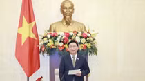 Đặt lợi ích quốc gia lên trước hết và trên hết, trên cơ sở tôn trọng luật pháp quốc tế
