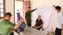 Giải "bài toán" phủ kín CCCD gắn chip trên địa bàn [Kỳ 1]