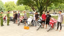 Xử lý nhóm thanh thiếu niên tụ tập gây rối trật tự công cộng