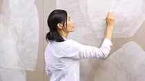 Những khoảng trắng dịu dàng mà mãnh liệt