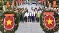 TP Hồ Chí Minh: Dâng hương tưởng niệm các anh hùng liệt sĩ