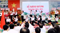Cần Thơ lý giải việc chưa thu học phí