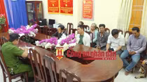 Mở chiếu bạc tại phòng ngủ để thu tiền xâu