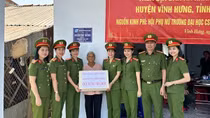 Đại học CSND tặng “Mái ấm tình thương” cho dân nghèo