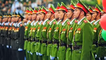 Bài cuối: Tấm lưới kín của "chiếc lồng cơ chế"
