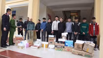4 học sinh tham gia nhóm chế tạo, buôn bán pháo nổ