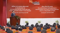 Chủ tịch Quốc hội thăm và làm việc tại liên doanh của Viettel tại Lào