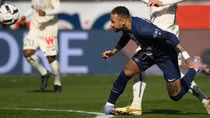 Neymar dính chấn thương nặng, có thể vắng mặt trong trận gặp Bayern