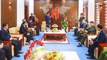Công an tỉnh Khăm Muộn chúc Tết Công an tỉnh Hà Tĩnh