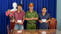Bơi qua sông lẩn trốn tên cướp vẫn không thoát khỏi tay hai anh phụ hồ
