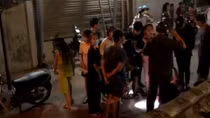Được cấp cứu sau tai nạn, nam thanh niên lao mình xuống sông