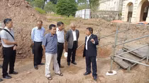 Có nên "hạ giải" tòa nhà Cục Tác chiến trong khu Hoàng thành Thăng Long?