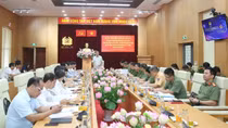 Sớm xây dựng Nghị định để người dân không cần sổ hộ khẩu từ 1/1/2023