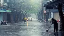 Hà Nội có mưa, trời nồm ẩm