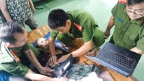 Đến tận giường bệnh cấp căn cước công dân cho người dân