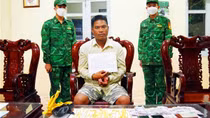 Vận chuyển gần 1,775 kg vàng từ Campuchia về Việt Nam