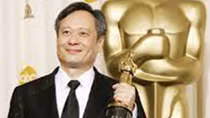 Đạo diễn châu Á đầu tiên được trao giải Oscar