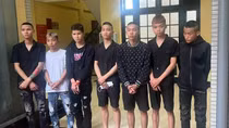 Bắt nhóm nghiện game chuyên dùng vỏ chai bia đi cướp tài sản