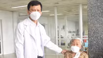 Đặt máy tạo nhịp tim thành công cho cụ bà 102 tuổi