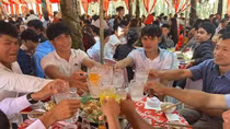 Đám cưới “3 không”
