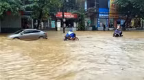 Mưa giông khắp miền Bắc và Bắc Trung Bộ