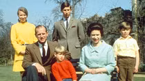 Cuộc đời Nữ hoàng Anh Elizabeth II qua những bức ảnh hiếm