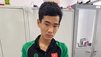 Rủ bạn về phòng trọ chuốc rượu rồi khoắng hết tài sản