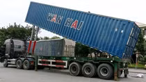 Yêu cầu thu hồi giấy phép lưu hành xe vận chuyển thùng container tự chế không đúng quy định