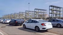Ôtô nhập khẩu giảm hơn 7%