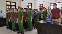 Bị cáo Lê Tùng Vân: "Chỉ mấy clip ăn thua gì"!