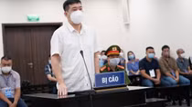 Cựu Trưởng Công an quận Tây Hồ bị đề nghị từ 9-10 năm tù về tội nhận hối lộ