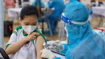 Hà Nội yêu cầu lãnh đạo các quận, huyện chịu trách nhiệm về kết quả tiêm vaccine trên địa bàn