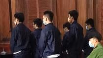 Một tiếng nẹt pô, 7 người lãnh 65 năm tù