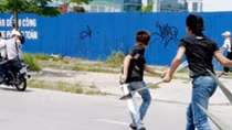 Tìm người chứng kiến sự việc