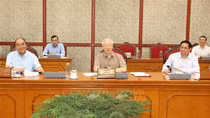 Tổng Bí thư chủ trì họp Bộ Chính trị, Ban Bí thư xem xét những vấn đề nổi bật