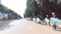 Huy động CSCĐ vây bắt thủ phạm đâm chết tài xế ô tô rồi bỏ trốn