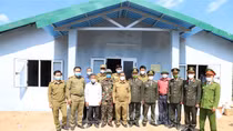 Bàn giao 3 trụ sở làm việc cho Công an nước bạn Lào