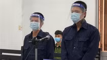 Chém người vì mâu thuẫn bẻ măng, 2 đối tượng lĩnh 20 năm tù