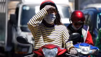 Hà Nội có mưa vài nơi, Trung và Nam Bộ thời tiết nắng nóng