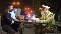 Trắng đêm theo chân CSGT xử lý vi phạm nồng độ cồn, ma tuý
