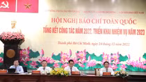 Xây dựng nền báo chí cách mạng, chuyên nghiệp, nhân văn và hiện đại
