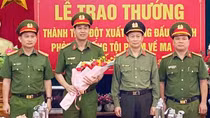 Thưởng nóng các tập thể, cá nhân phá án ma túy