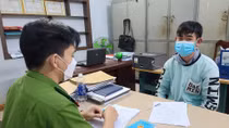 Bán xế xịn lấy tiền tiêu xài rồi giả báo bị... cướp