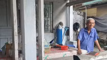 Có lão nông ham kể chuyện lịch sử
